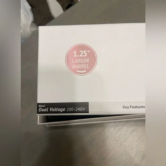 🏝️ • Beachwaver Pro | 1.25” 💕 Perfect Condition! - Picture 6 of 10